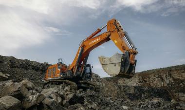 High-Performance Digging: Best Hitachi Excavators for the Mining Sector